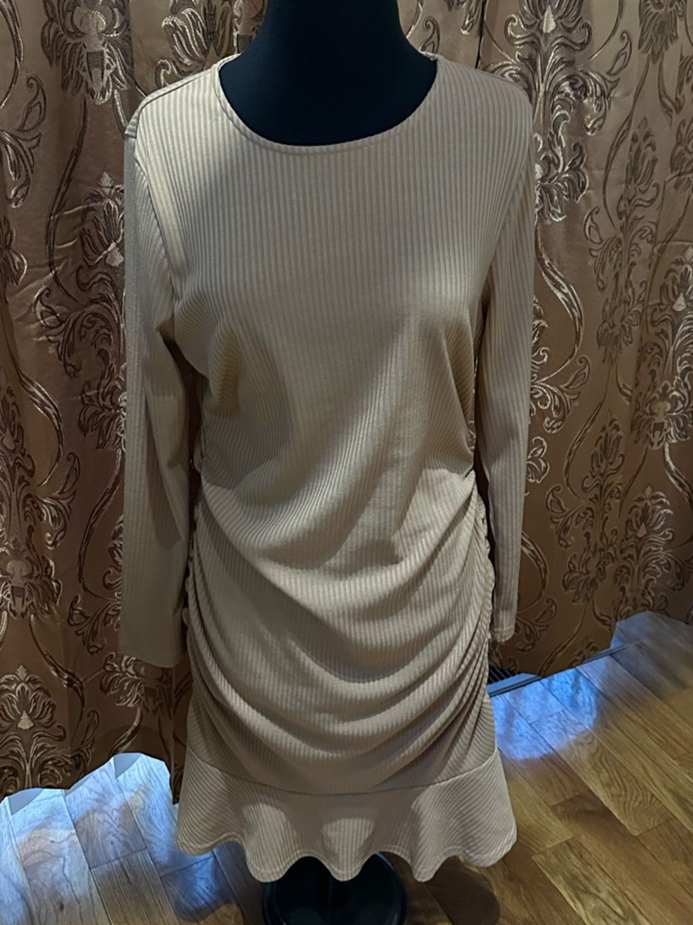 Women's Long-Sleeve Ribbed Ruched Dress in Beige